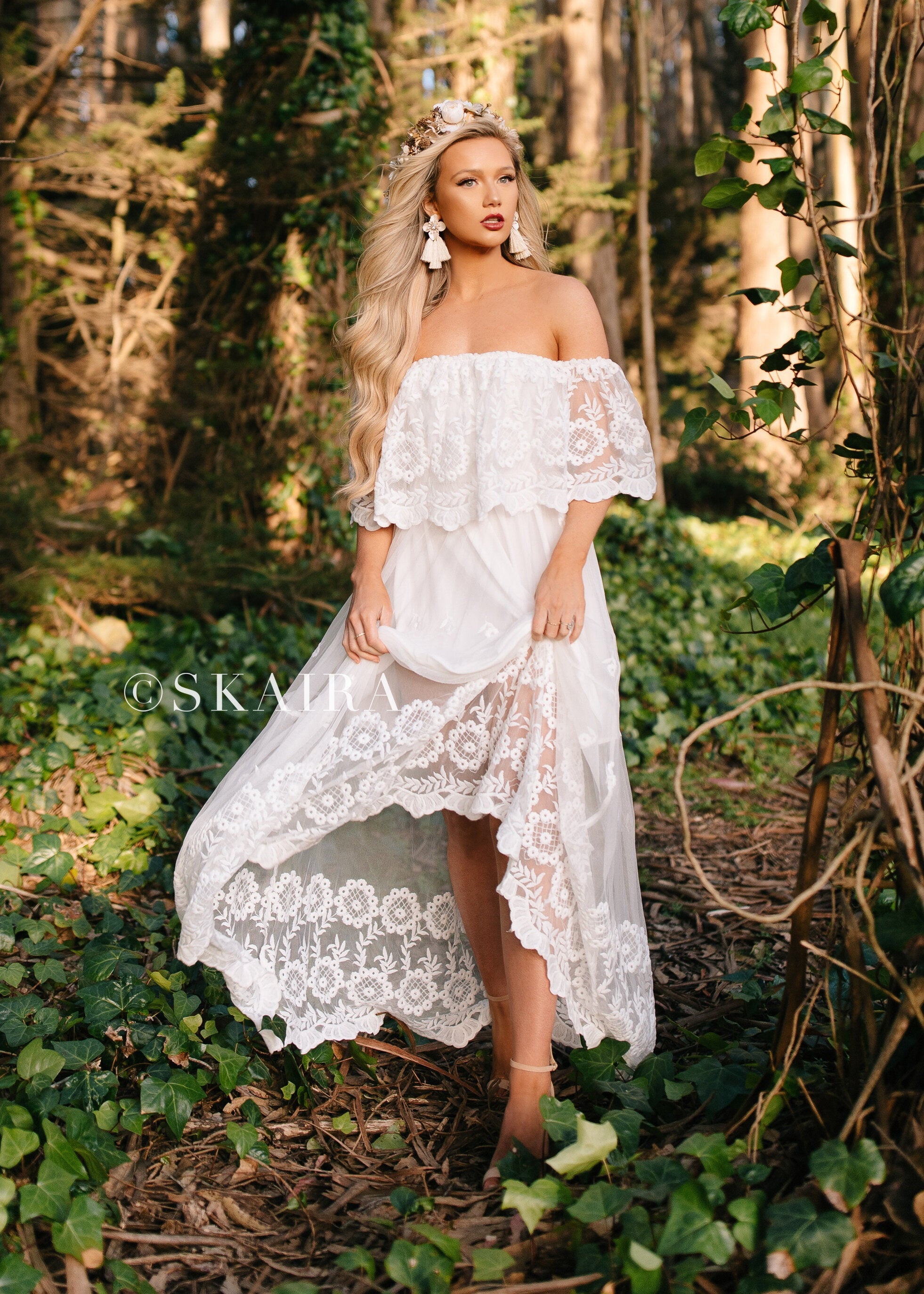 chinese dress ladies White Embroidered Lace Maxi Dress